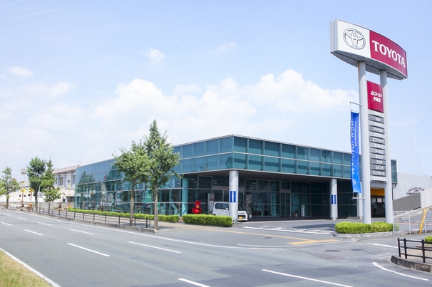 宇部店外観