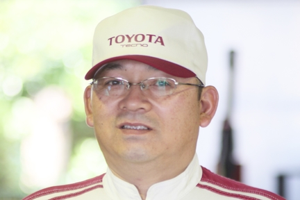 ハイブリッドスペシャリスト 吉冨 泰博