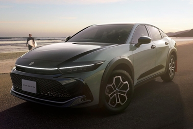 特別仕様車 CROSSOVER RS “LANDSCAPE”（ベース車両はCROSSOVER RS）